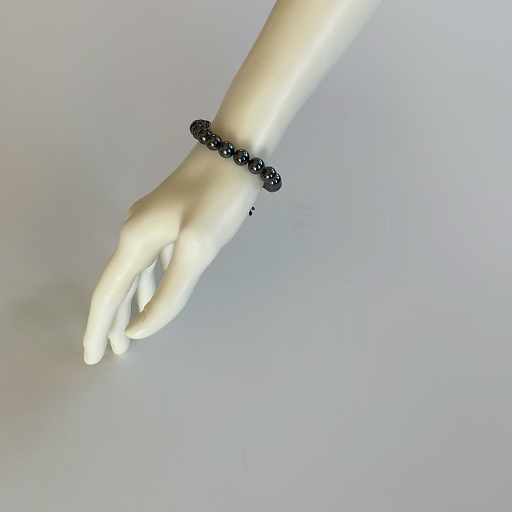 Sandra Borish Hematite Bracelet.. Beaded.. Stretchy Band - Picture 5 of 15